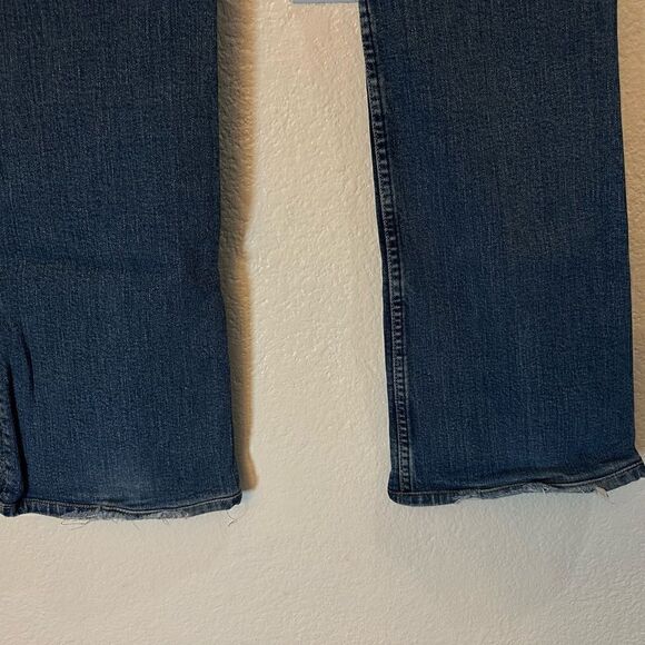 Hudson Jeans  - Picture 8 of 9